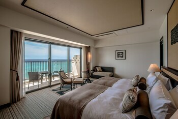 Hotel Monterey Okinawa Spa & Resort