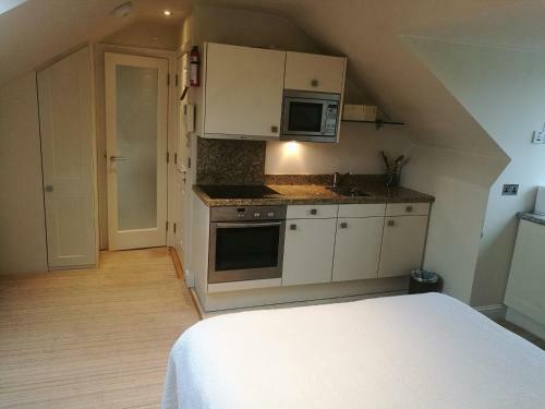 Western Road Guesthouse- Apartments