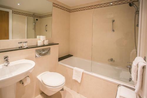 Grand Canal Square Apartments