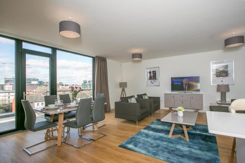 Grand Canal Square Apartments