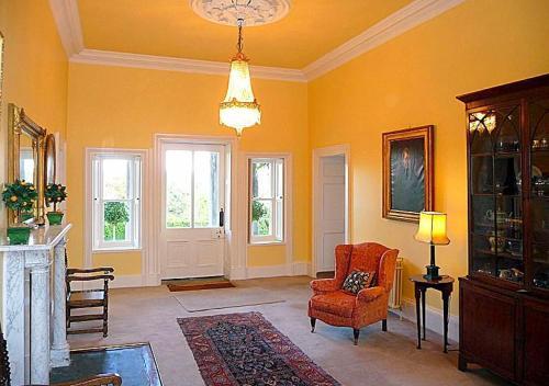 Killarney Chateau Sleeps 30 Wifi