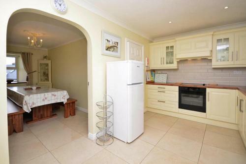 Holiday Home Renvyle - Eir02104d-f