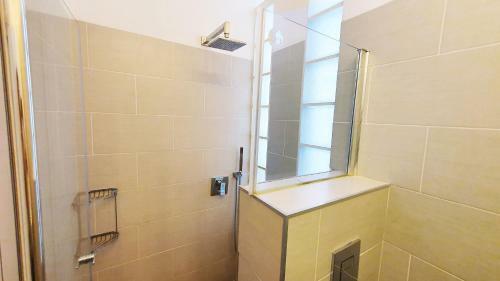 Charming 3 Bdr Apartment Sea View Bat Yam #b5