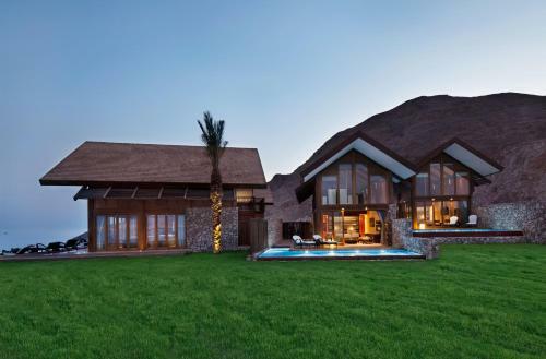 Hotel Royal Shangri-la