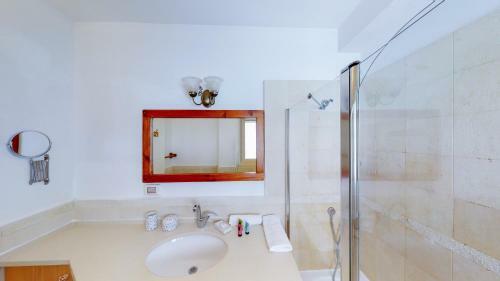Apartamento Gordon Beach 2br Duplex By Holyguest