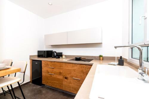 Kedem - By Beach Apartments Tlv