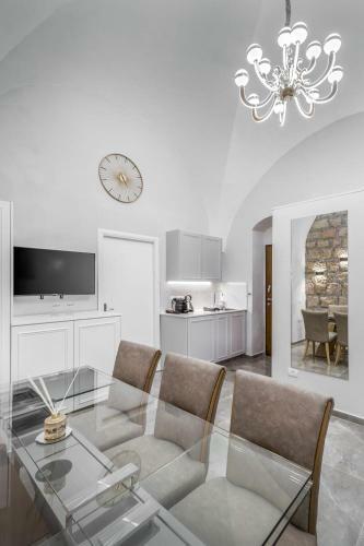 Magical Apartments, In Front To Mamilla Mall