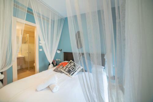 Art Apartment In King David Residence