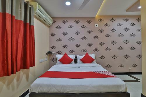Oyo 41050 Hotel Om Villa