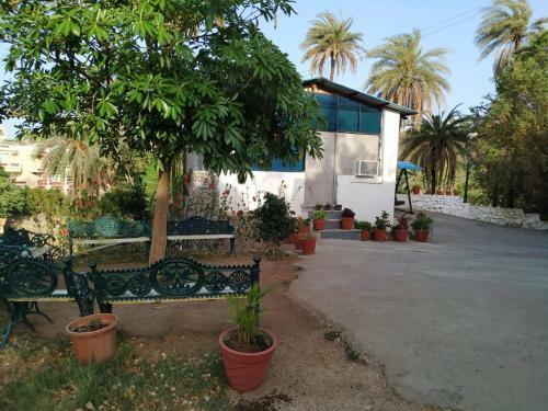Hotel Kaka Inn