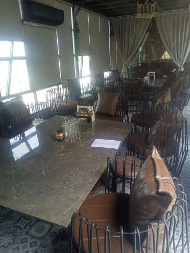 Hotel Ddsuites Agra