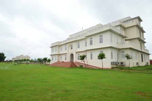 Hotel Aaram Baagh Agra By Pachar Group