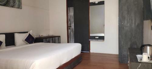Hotel Casa Blanca - A Boutique Resort