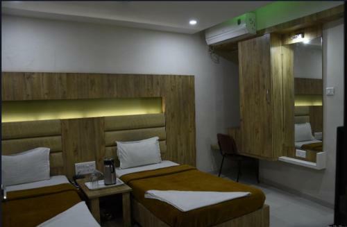 Midtown Hotel