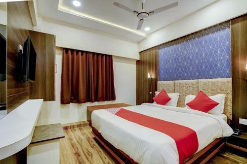 Oyo 67711 Hotel Rj Residency