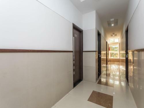 Oyo 75892 Hotel Krishna Palace