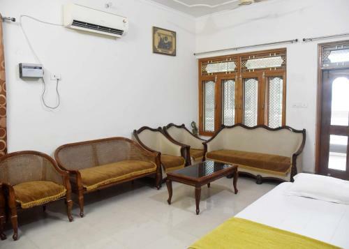 Sangam Villa