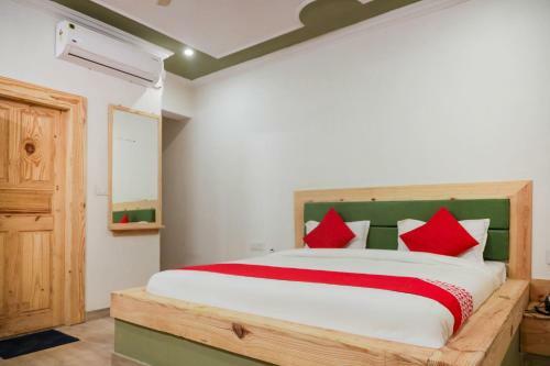 Hotel Oyo 69493 R S Stay