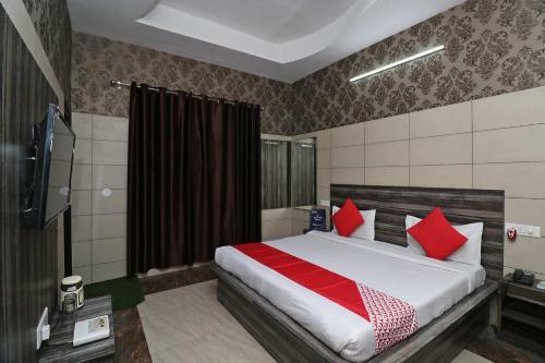 Oyo 8616 Hotel Inderlok