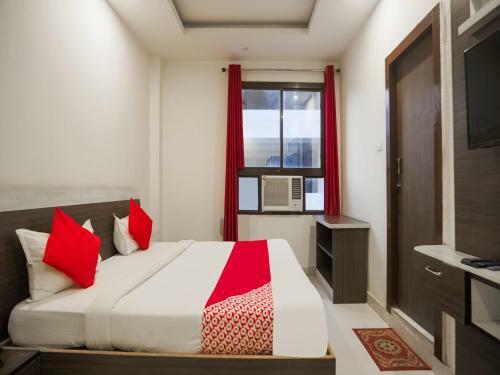 Hotel Oyo 74708 The Paradise