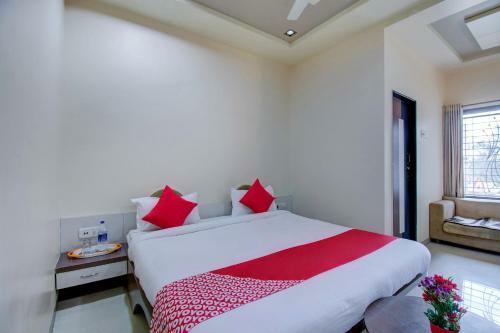 Oyo 24838 Hotel Neelam