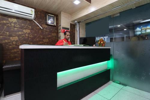 Oyo 29059 Hotel Green Tower