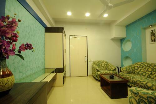 Hotel Surabhi Regency