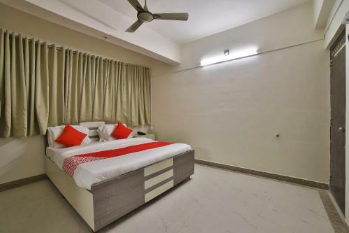 Hotel Oyo 29381 Motel Bapa's