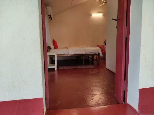 Hotel Dhuni Resorts Anjuna Goa