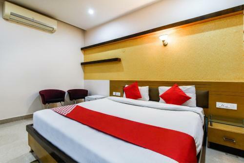 Oyo 30414 Hotel Us Residency