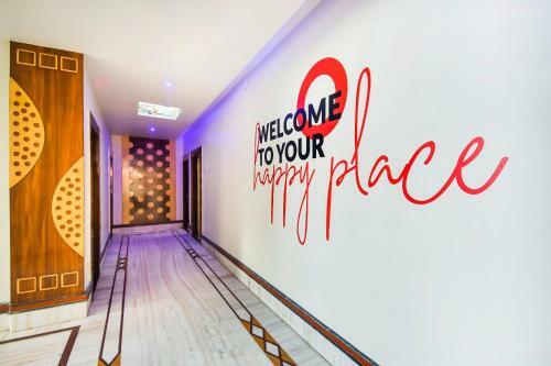 Hotel Collection O 48222 Meera International