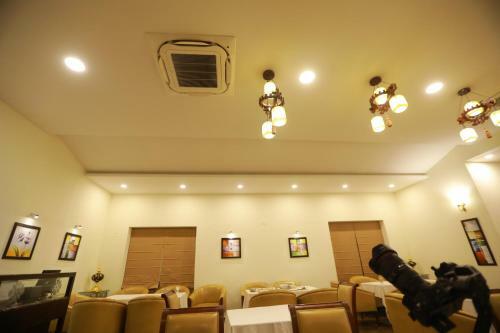 Hotel Gargee Surya Vihar