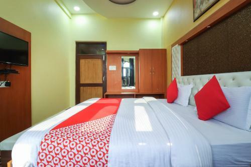 Oyo 29858 Hotel Arvind Palace