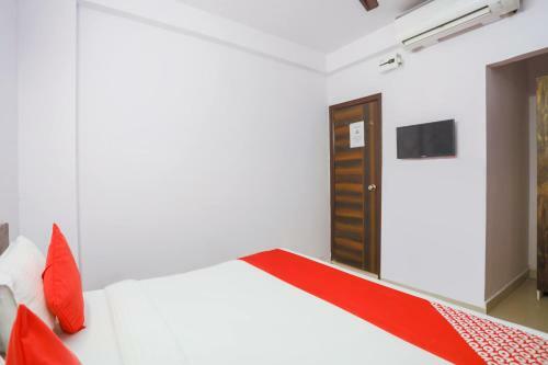 Oyo 70819 Hotel Royal King