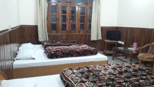 Hotel Om Kuteer
