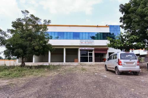 Oyo 75657 Hotel Omkar Lodge