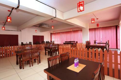 Longmen Hotel