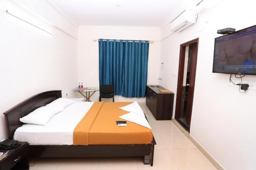 Longmen Hotel