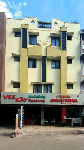 Hotel Veekay Residency