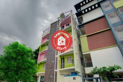 Hotel Capital O73565 J J Global Residency