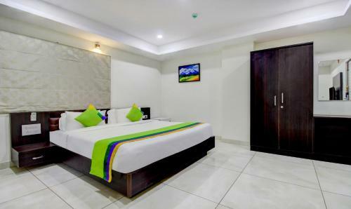 Treebo Trend Hotel Sampradaya Bistro