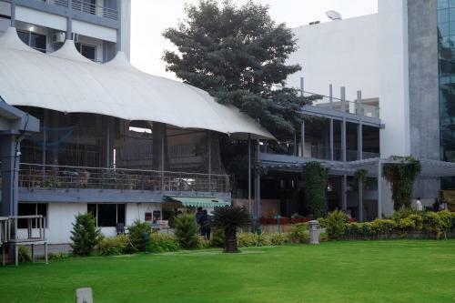 Hotel Omatra Canna Ngv