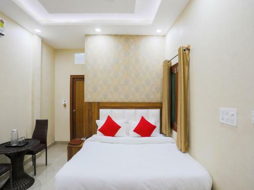 Capital O 79387 Hotel City Star And Restro
