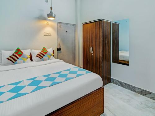 Hotel Oyo Flagship 47211 Comfortable Stay Behala