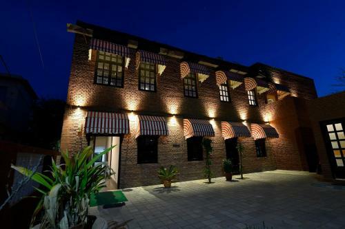 Hotel Sunbird