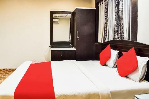 Oyo 77325 Hotel Pragya 2