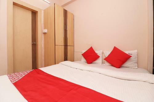 Oyo 27866 Hotel Gud Stay