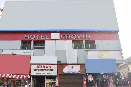 Spot On 63450 Hotel Crown