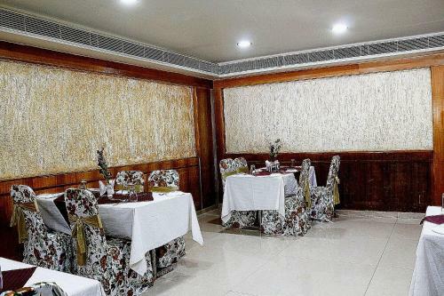 Hotel Oyo 5402 Mp Nagar