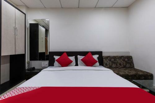 Capital O 47403 Hotel Manjeet
